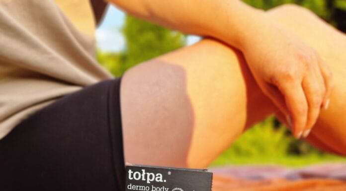 Nocna pielęgnacja, która naprawdę działa – turbo-krem antycellulitowy tołpa.